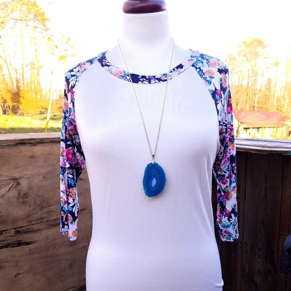 Soaring Sparrow Jewelry - Pretty Geode Slice Long Silver Chain Necklace